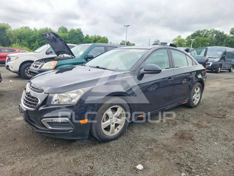2016 Chevrolet Cruze photo
