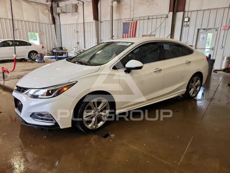 2016 Chevrolet Cruze photo