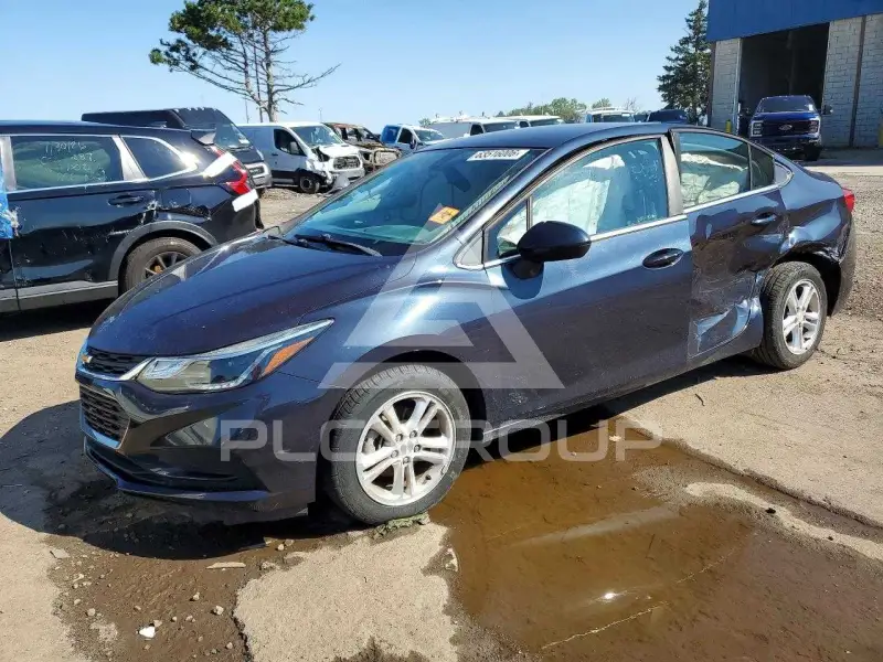 2016 Chevrolet Cruze photo