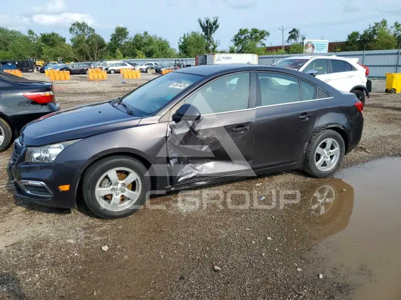 2016 Chevrolet Cruze photo