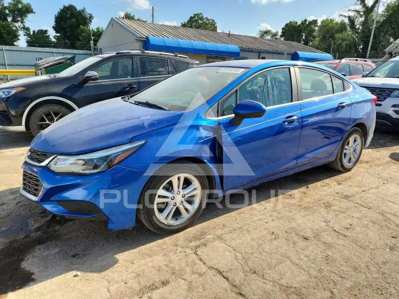 2016 Chevrolet Cruze photo