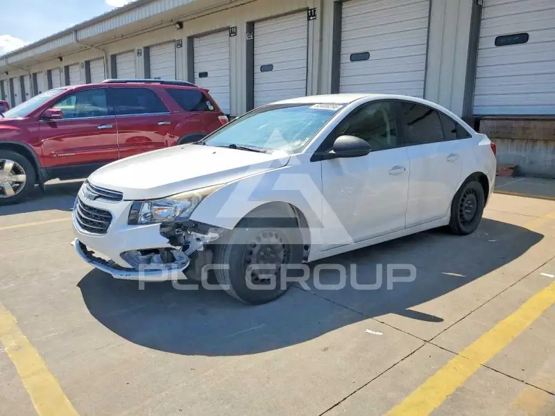 2016 Chevrolet Cruze photo