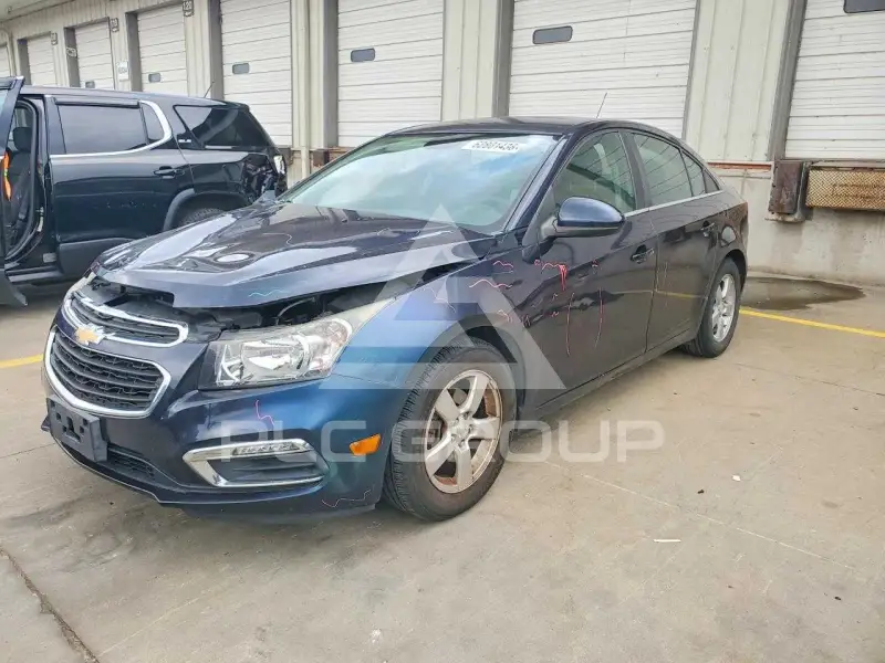 2016 Chevrolet Cruze photo