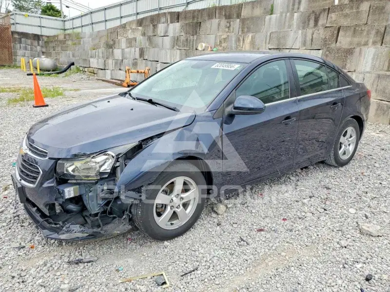 2016 Chevrolet Cruze photo