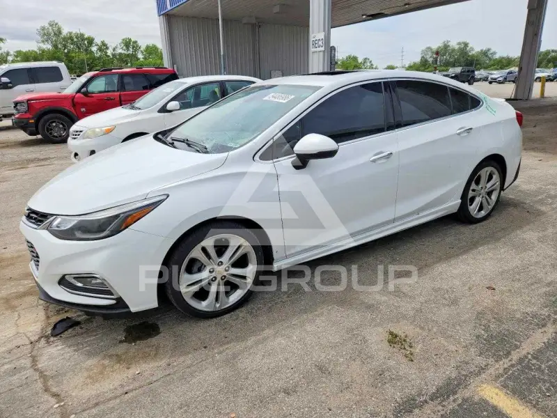2016 Chevrolet Cruze photo