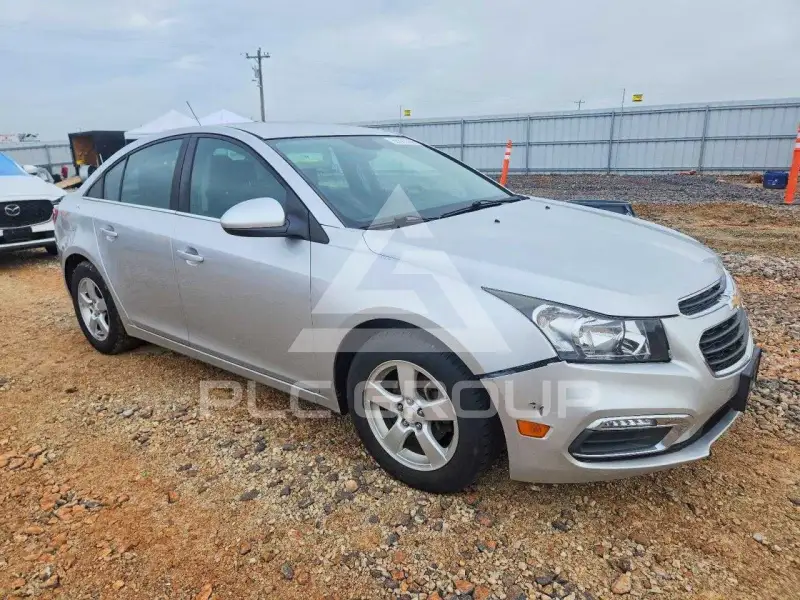 2016 Chevrolet Cruze photo