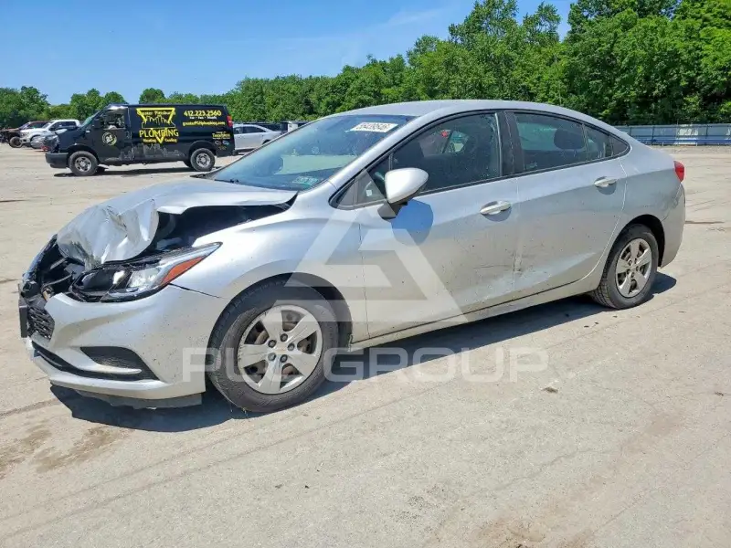 2016 Chevrolet Cruze photo