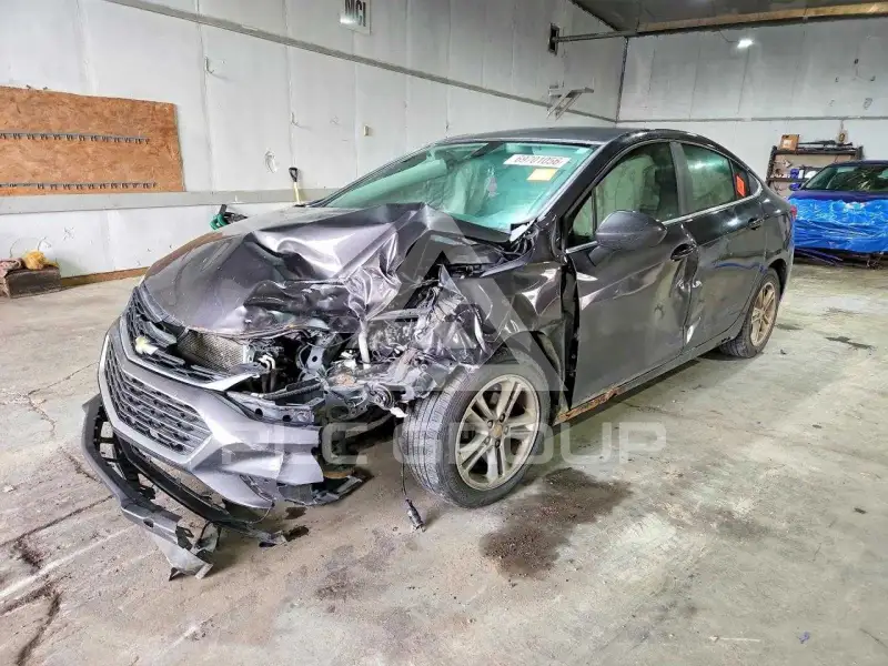 2016 Chevrolet Cruze photo
