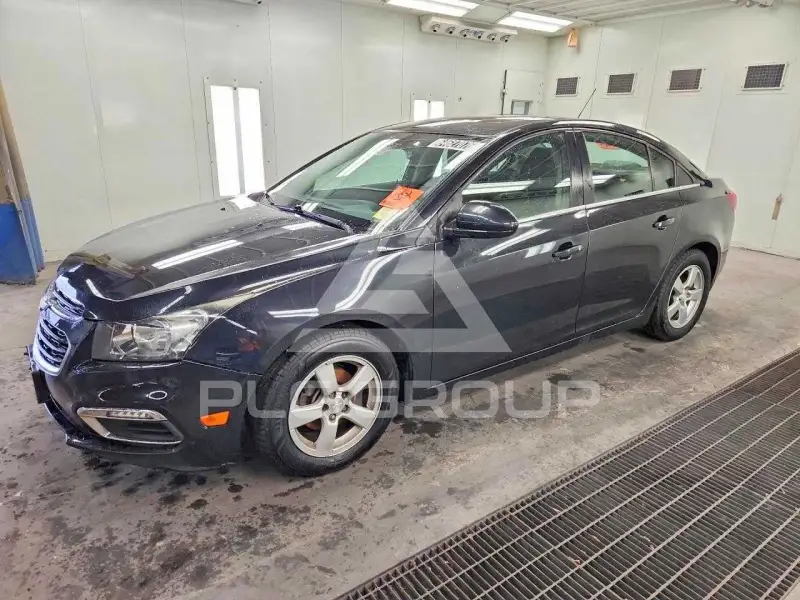 2016 Chevrolet Cruze photo