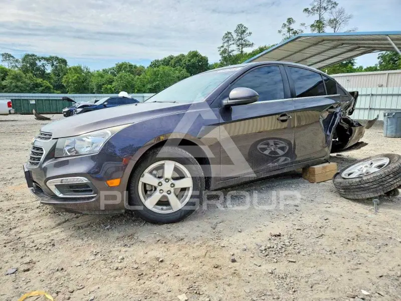 2016 Chevrolet Cruze photo