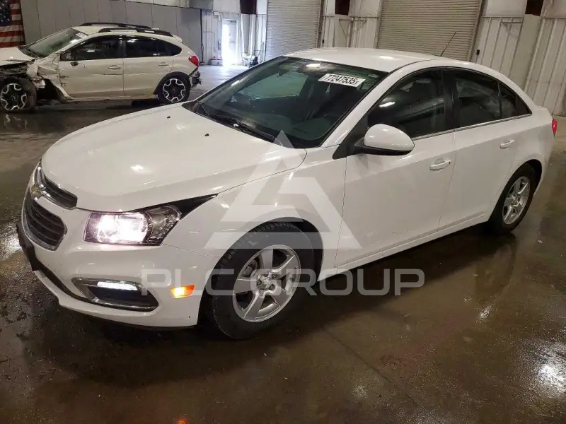 2016 Chevrolet Cruze photo