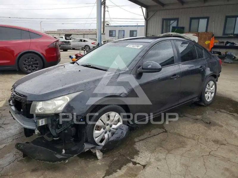 2016 Chevrolet Cruze photo