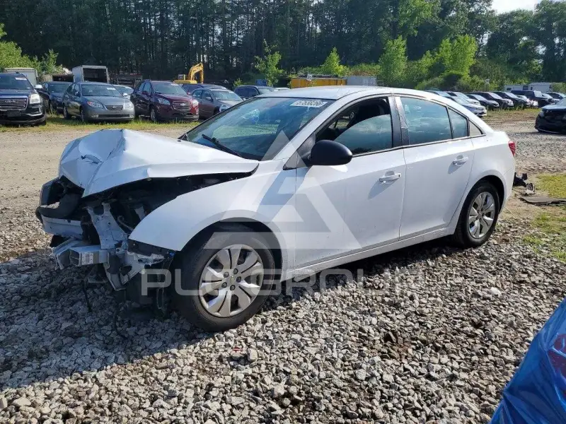2016 Chevrolet Cruze photo