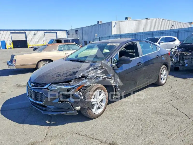 2016 Chevrolet Cruze photo