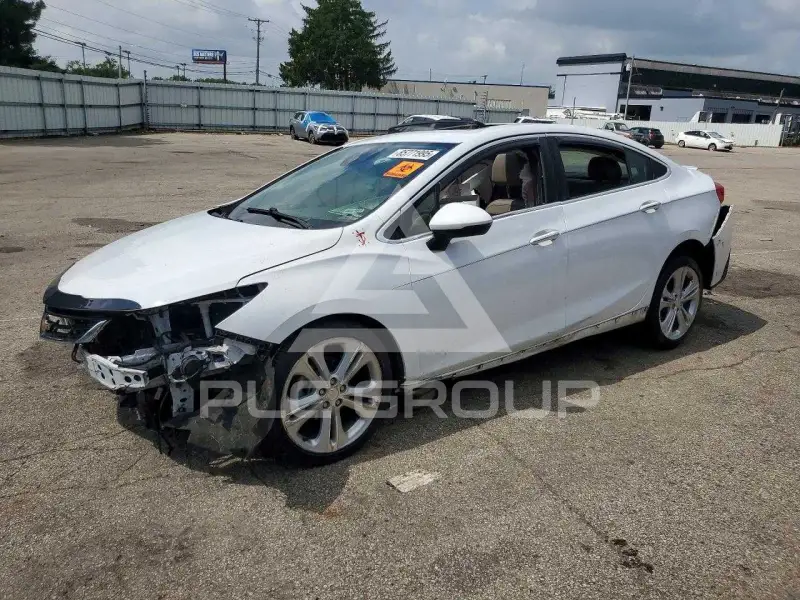 2016 Chevrolet Cruze photo