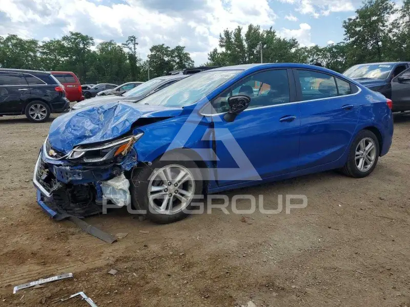 2016 Chevrolet Cruze photo