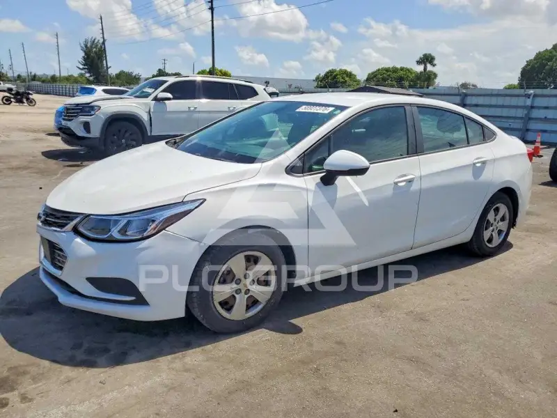 2016 Chevrolet Cruze photo