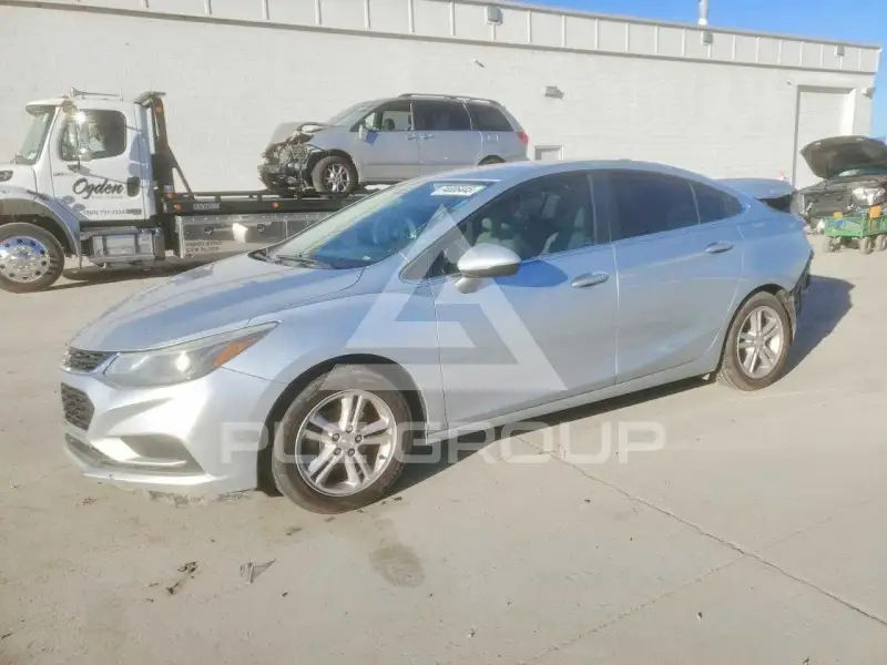 2016 Chevrolet Cruze фото