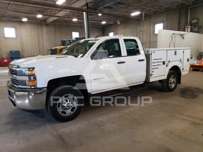 2016 Chevrolet Silverado photo