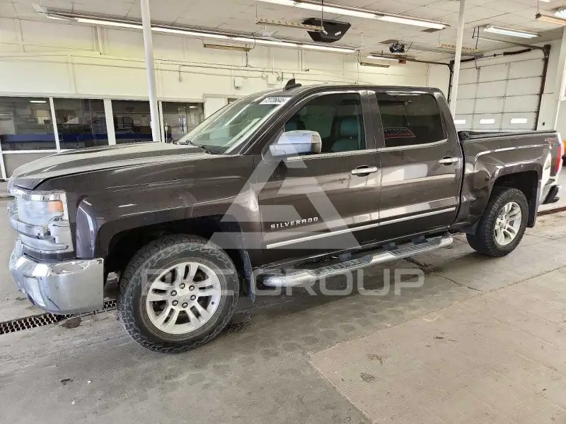 2016 Chevrolet Silverado photo
