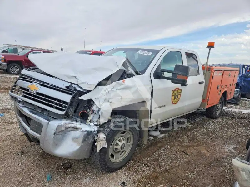 2016 Chevrolet Silverado photo