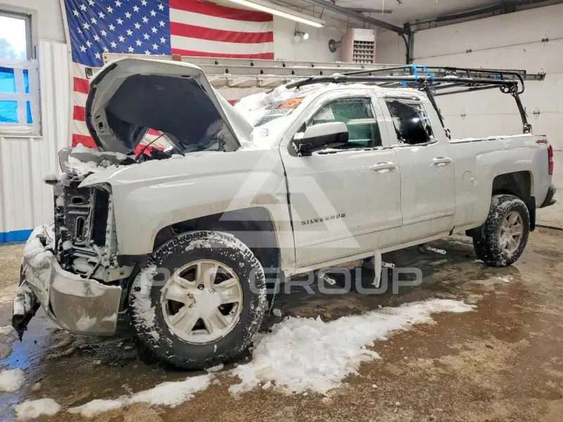 2016 Chevrolet Silverado фото