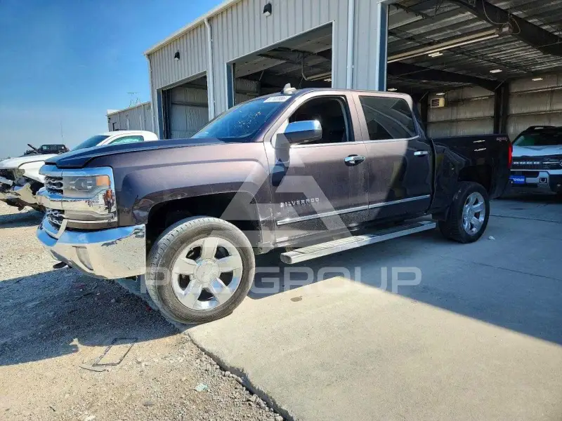 2016 Chevrolet Silverado photo