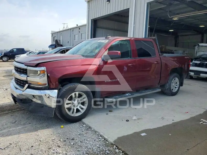 2016 Chevrolet Silverado photo
