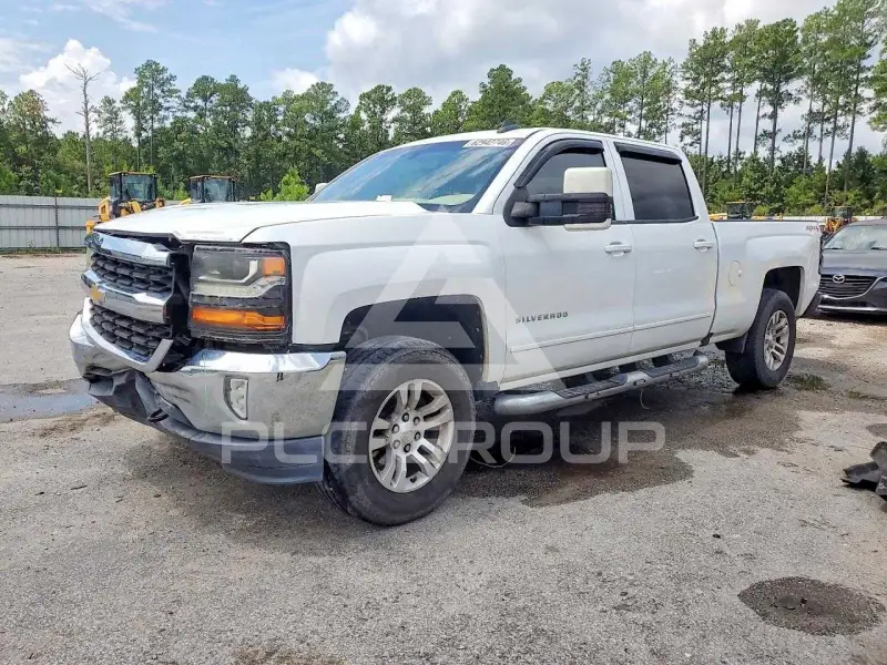 2016 Chevrolet Silverado photo