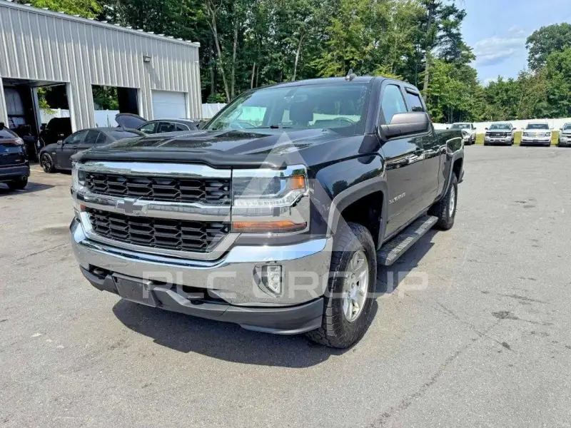 2016 Chevrolet Silverado фото