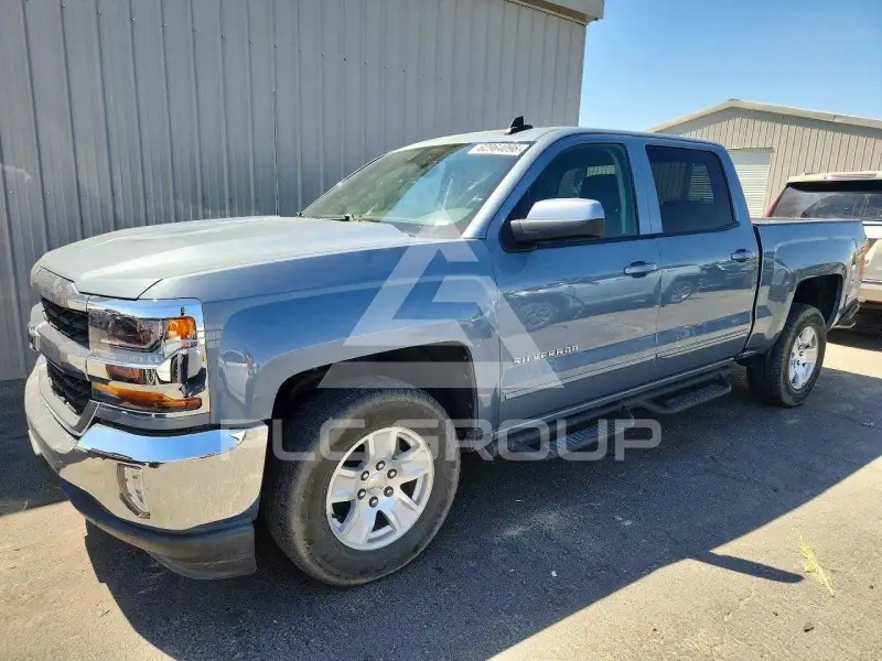 2016 Chevrolet Silverado photo