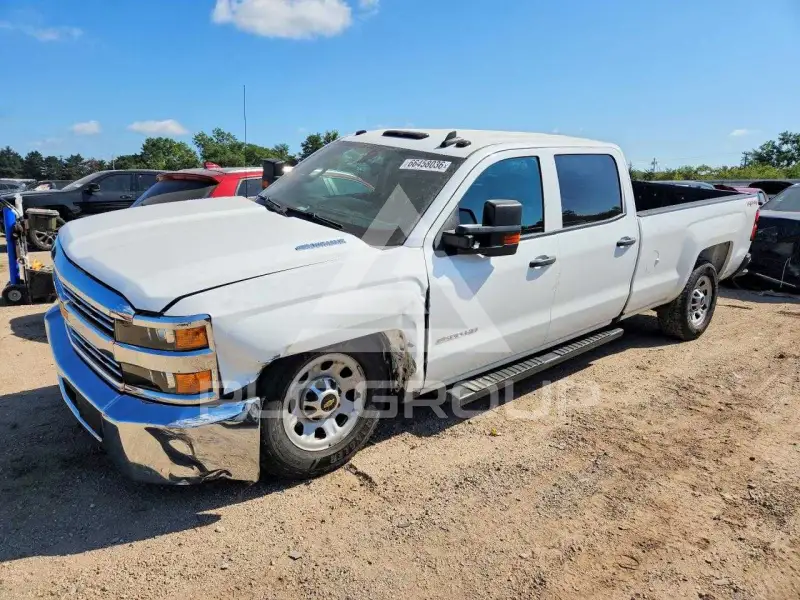 2016 Chevrolet Silverado photo