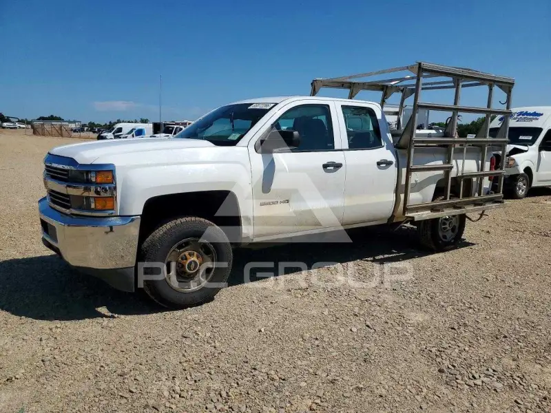 2016 Chevrolet Silverado photo
