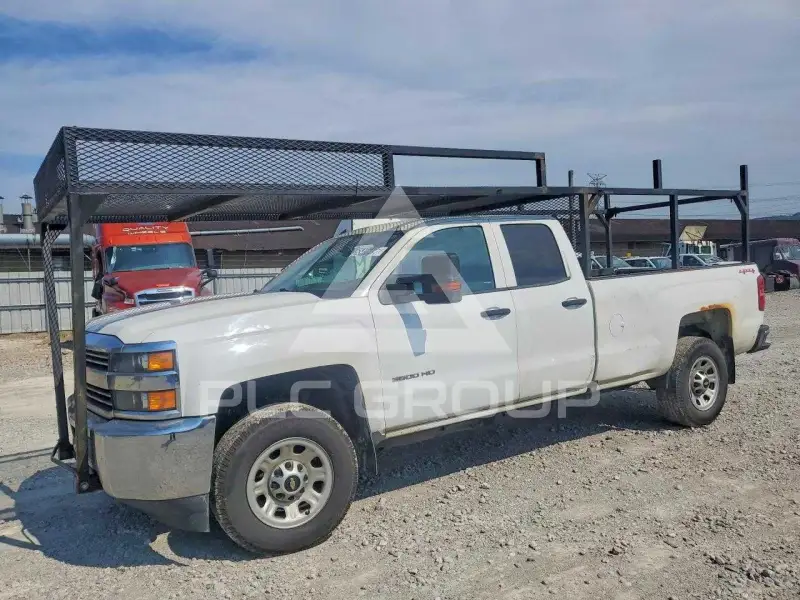 2016 Chevrolet Silverado photo