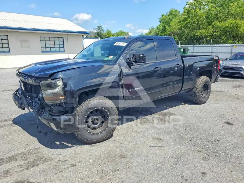 2016 Chevrolet Silverado photo