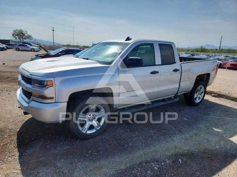 2016 Chevrolet Silverado photo