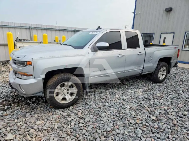 2016 Chevrolet Silverado фото