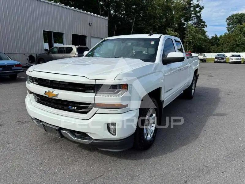 2016 Chevrolet Silverado фото