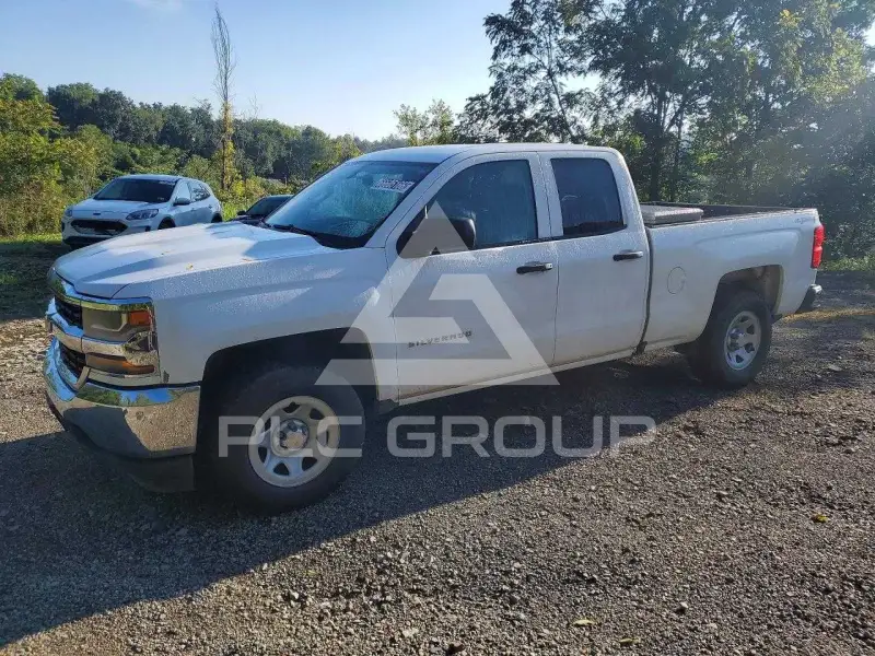 2016 Chevrolet Silverado photo
