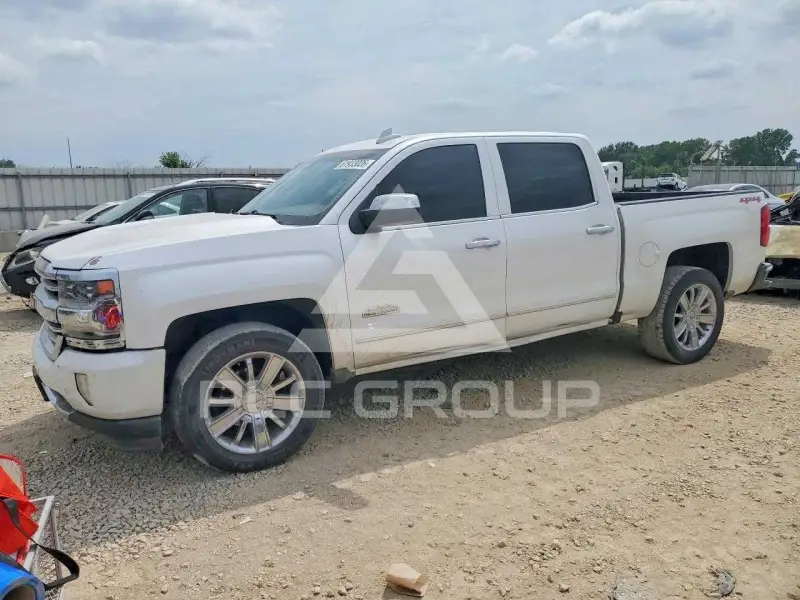 2016 Chevrolet Silverado photo