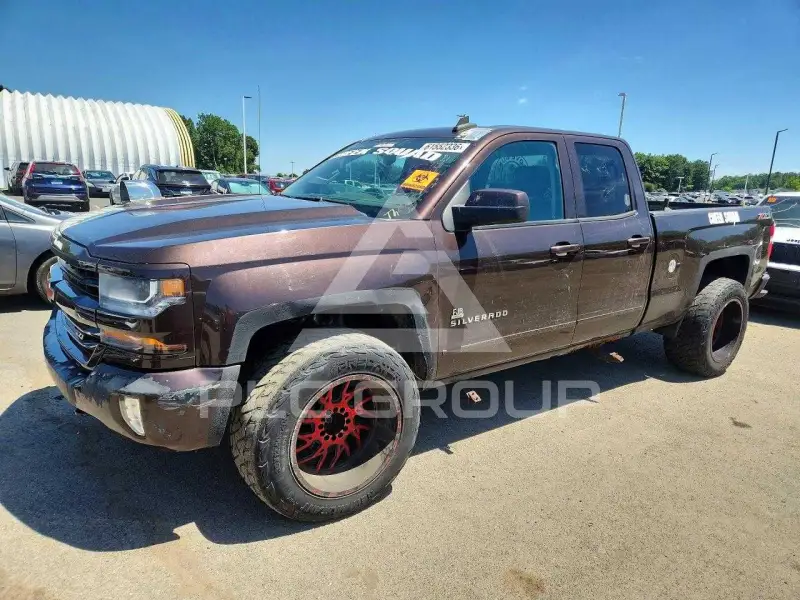 2016 Chevrolet Silverado photo