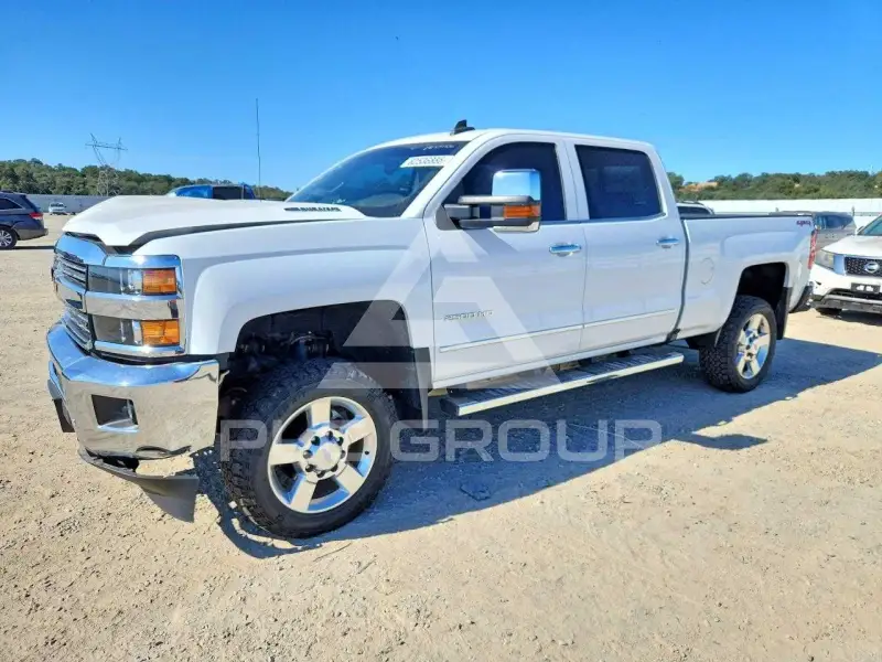 2016 Chevrolet Silverado фото