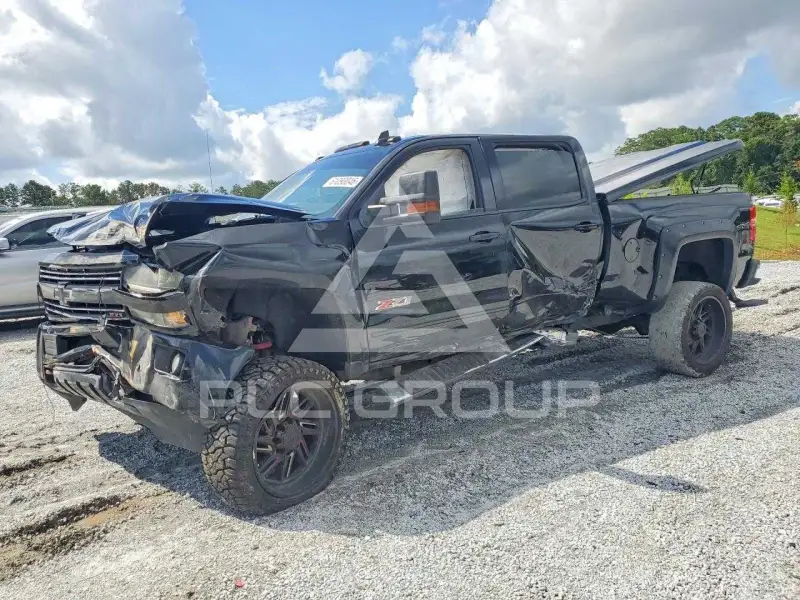 2016 Chevrolet Silverado photo