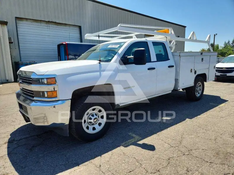 2016 Chevrolet Silverado photo