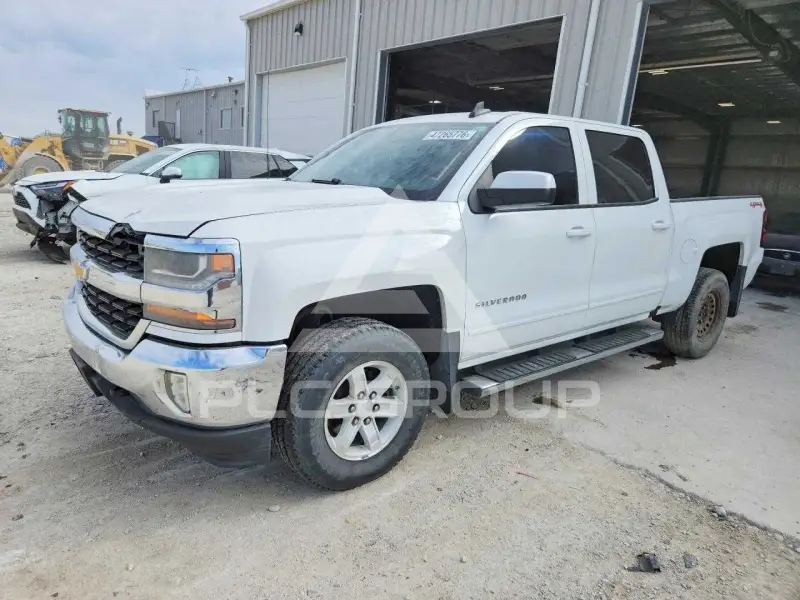 2016 Chevrolet Silverado photo