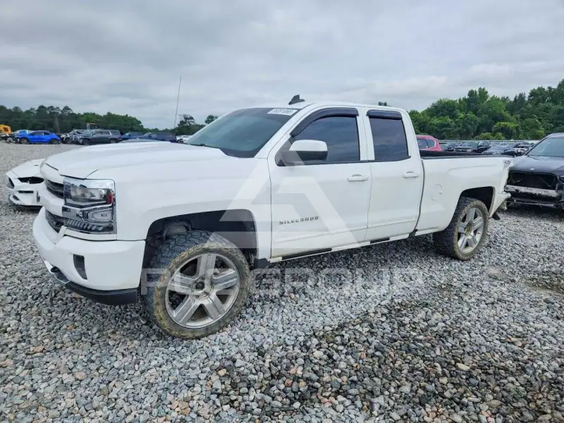 2016 Chevrolet Silverado фото