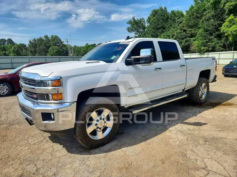 2016 Chevrolet Silverado фото