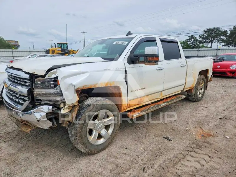2016 Chevrolet Silverado photo