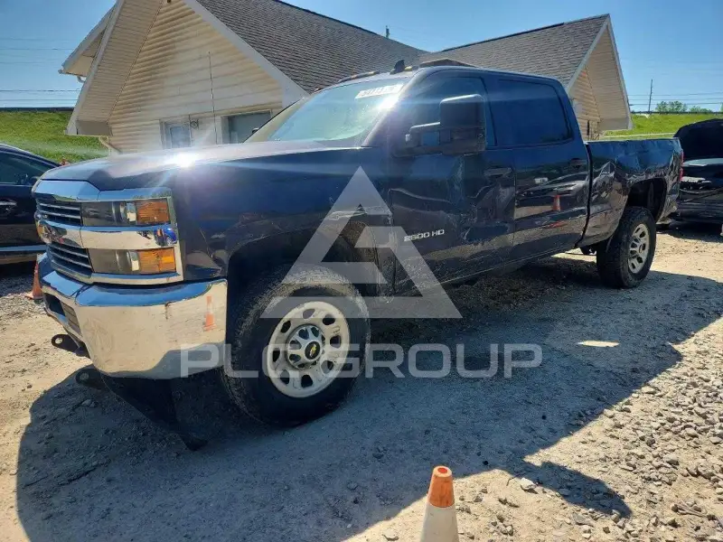 2016 Chevrolet Silverado photo