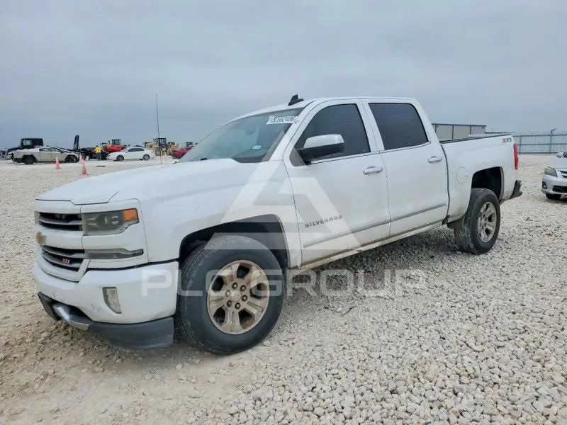 2016 Chevrolet Silverado photo